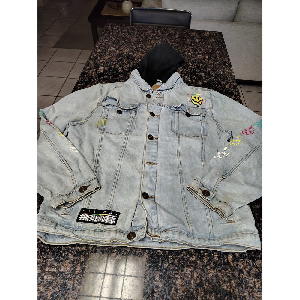 Rue21 Womens Light Wash Hooded Denim Jacket Drip Smiley Face Graphic Large Y2K